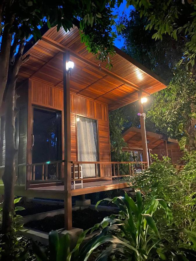 Romyen House Hotel Ban Nong Nam Khan Exterior photo