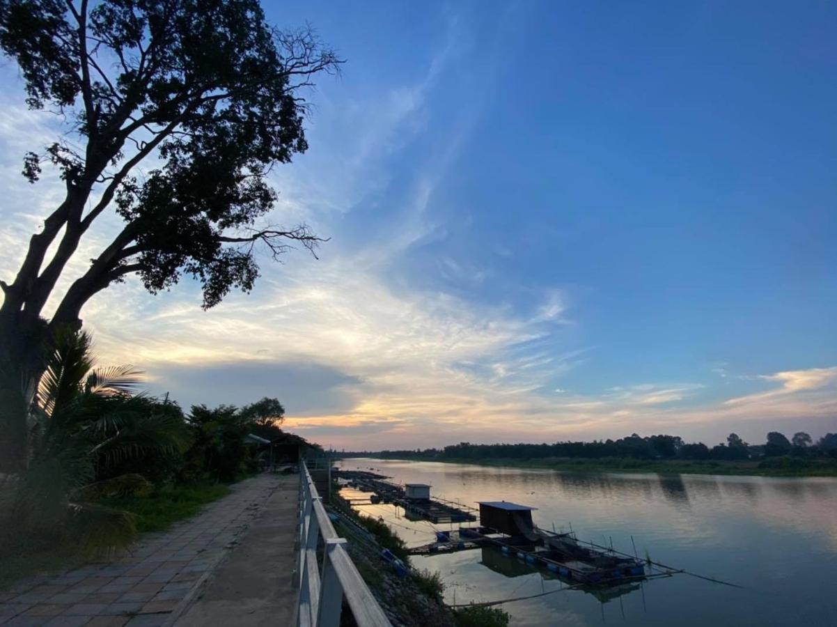 Romyen House Hotel Ban Nong Nam Khan Exterior photo