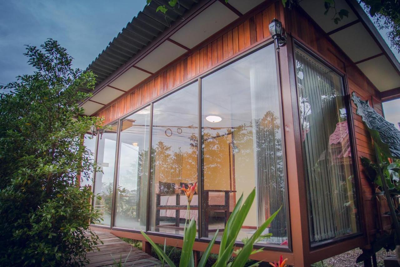 Romyen House Hotel Ban Nong Nam Khan Exterior photo