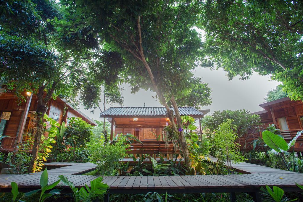 Romyen House Hotel Ban Nong Nam Khan Exterior photo